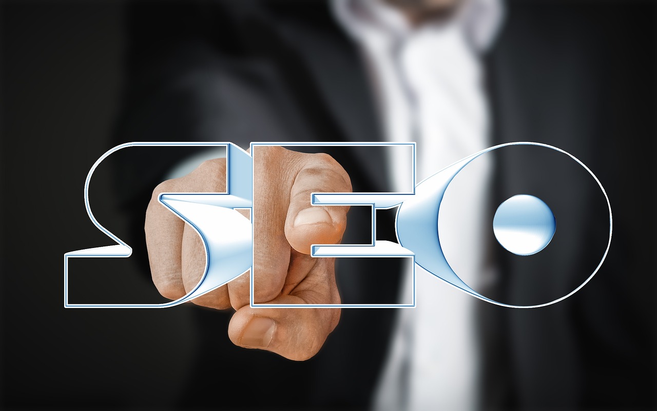 découvrez comment optimiser votre site web pour la recherche vocale. conseils, stratégies et bonnes pratiques pour améliorer votre référencement et capter le trafic issu de la voice search.