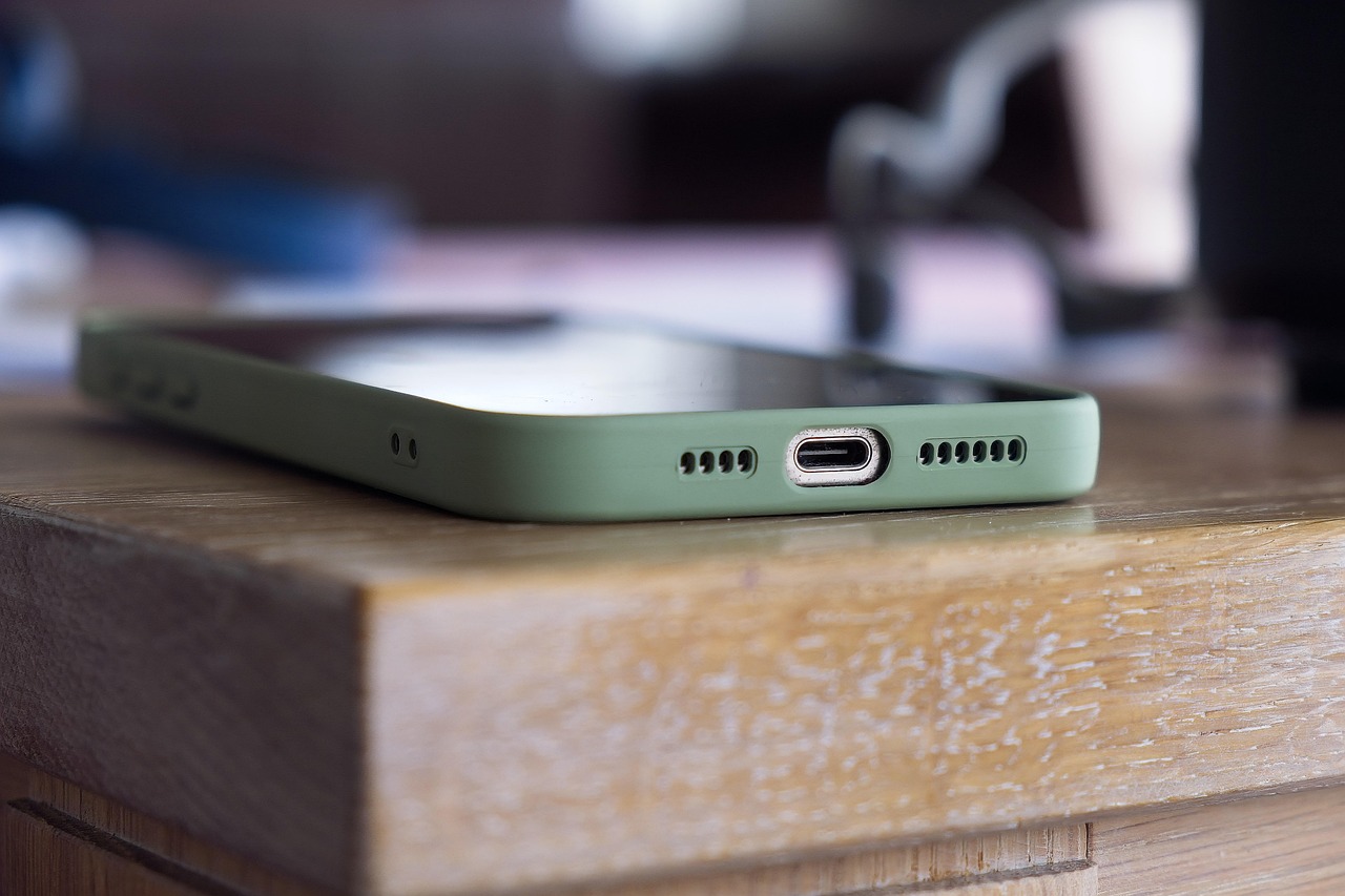 Peut-on vivre sans smartphone dans un monde hyperconnecté ?